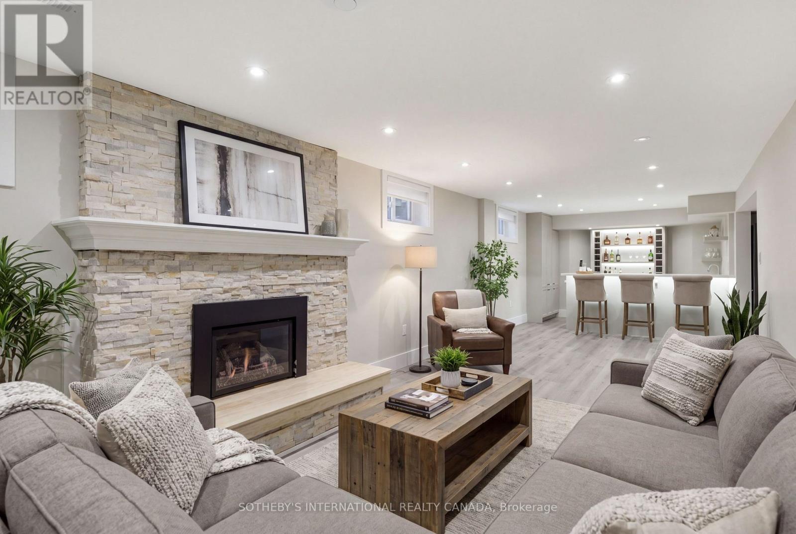 1816 Paddock Crescent Property Photo 38