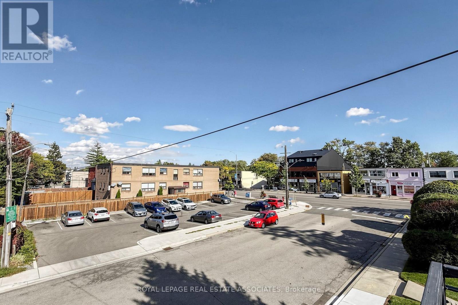 298 Lakeshore Road E Property Photo 49
