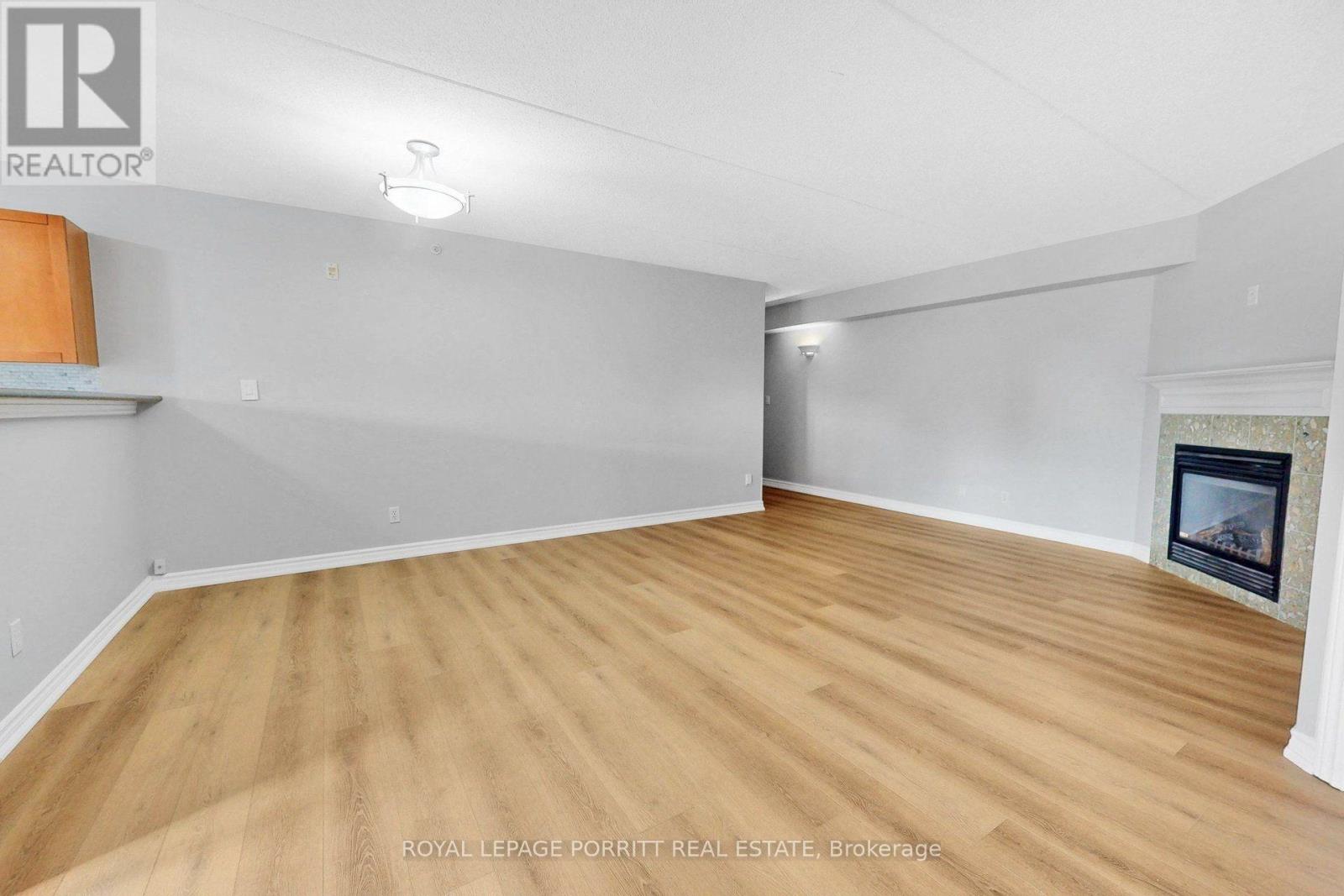 302 - 2085 Appleby Line Property Photo 8