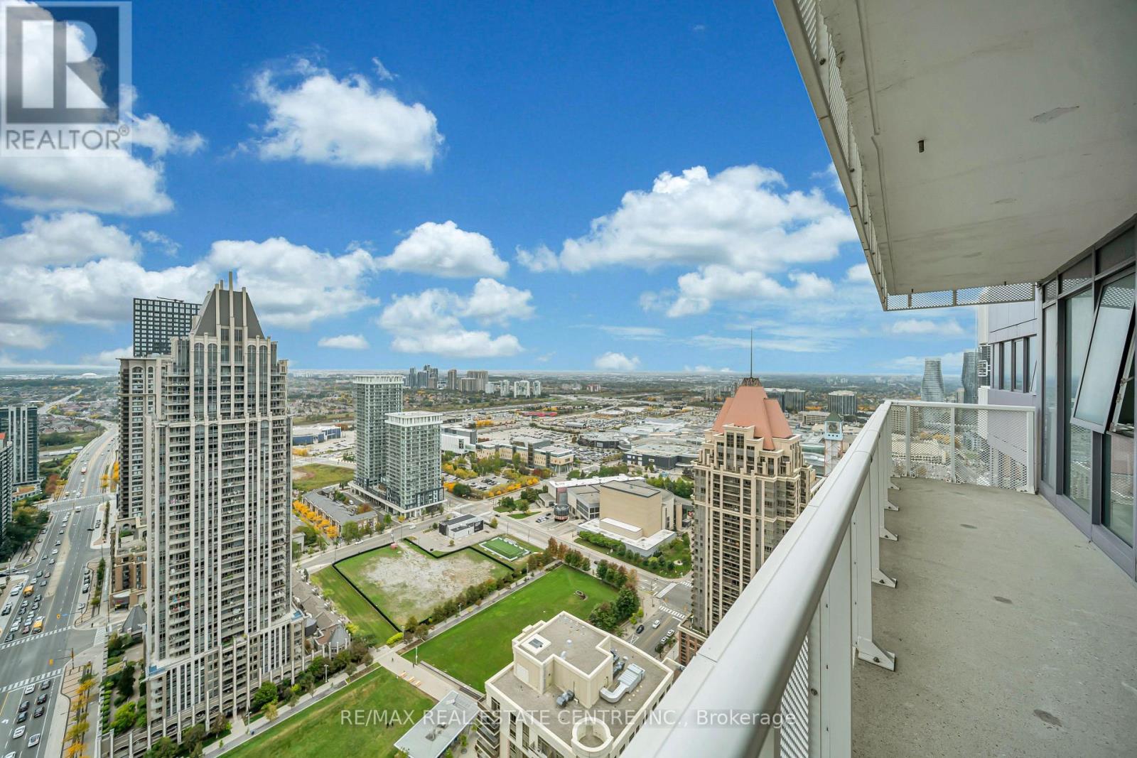 3803 - 4065 Confederation Parkway N Property Photo 25