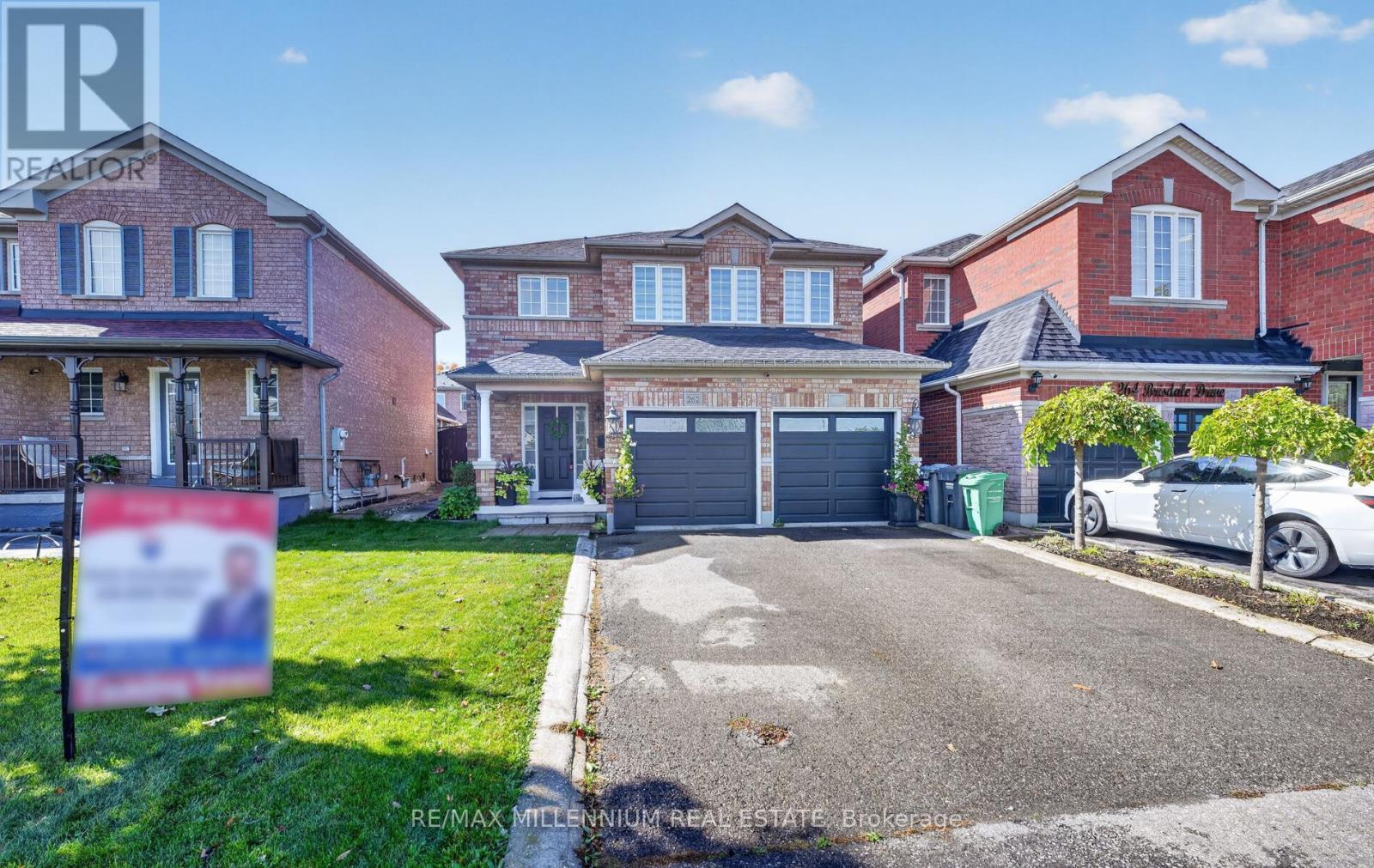 262 BRISDALE DRIVE W Property Photo 1