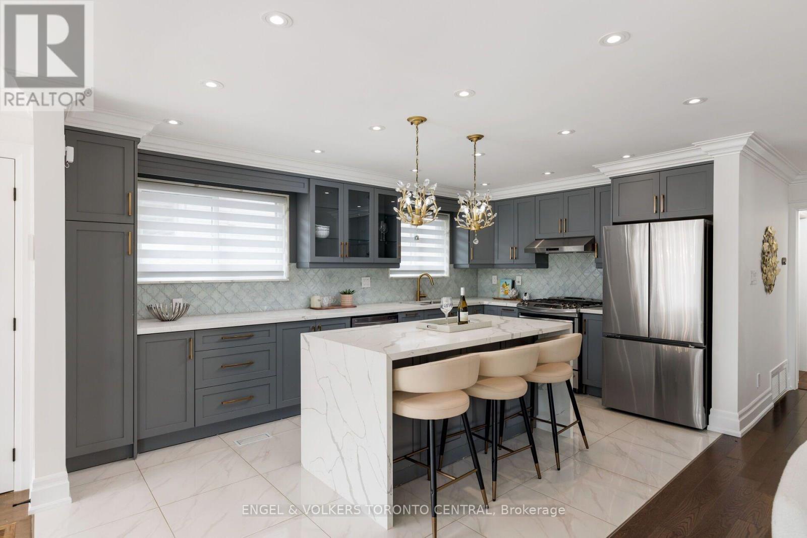 769 Annamore Road Property Photo 10