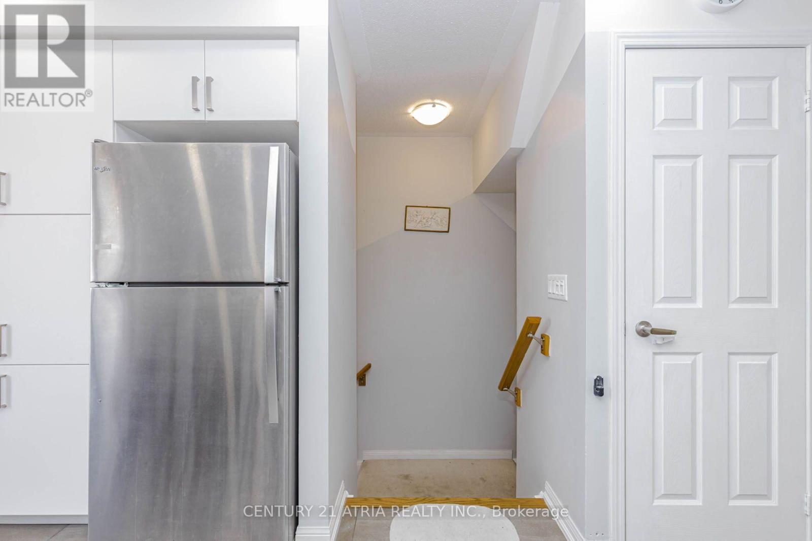 72 - 1 Beckenrose Court Property Photo 6