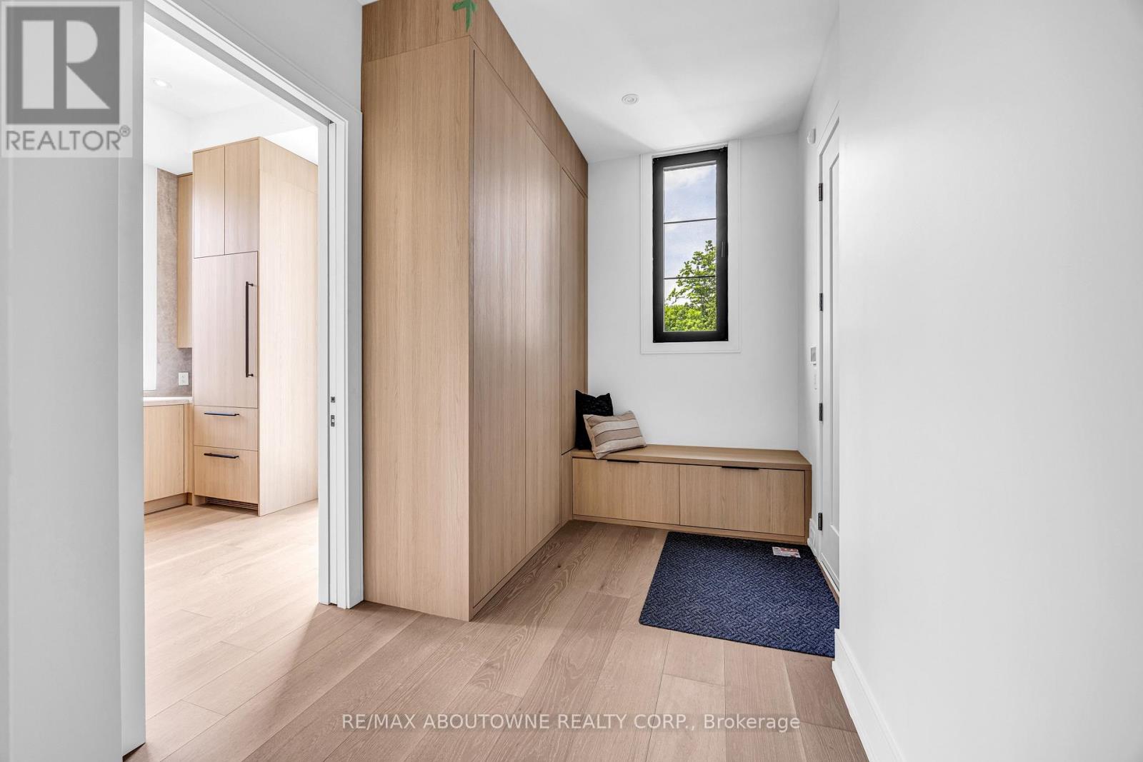152 Third Line Property Photo 11