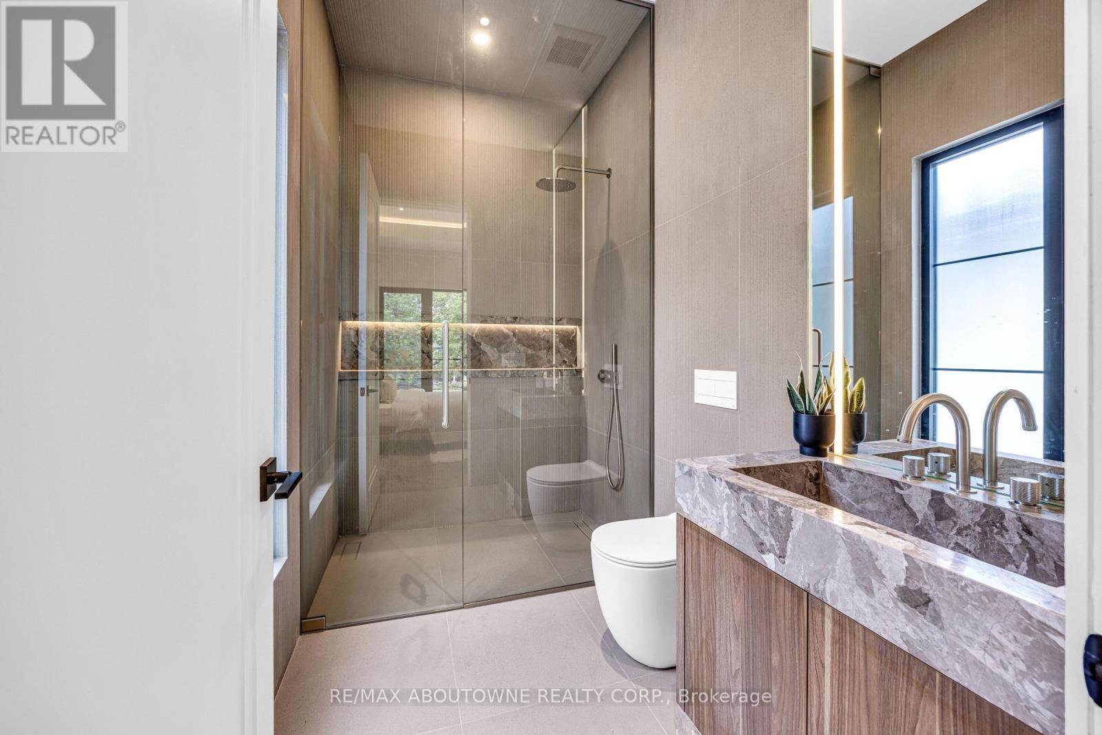 152 Third Line Property Photo 27