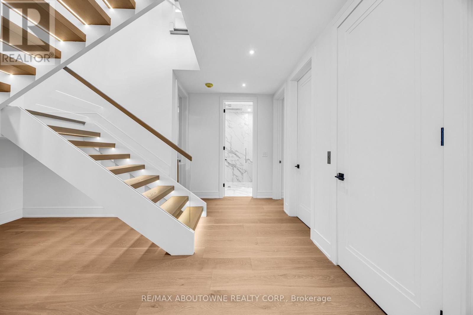 152 Third Line Property Photo 37