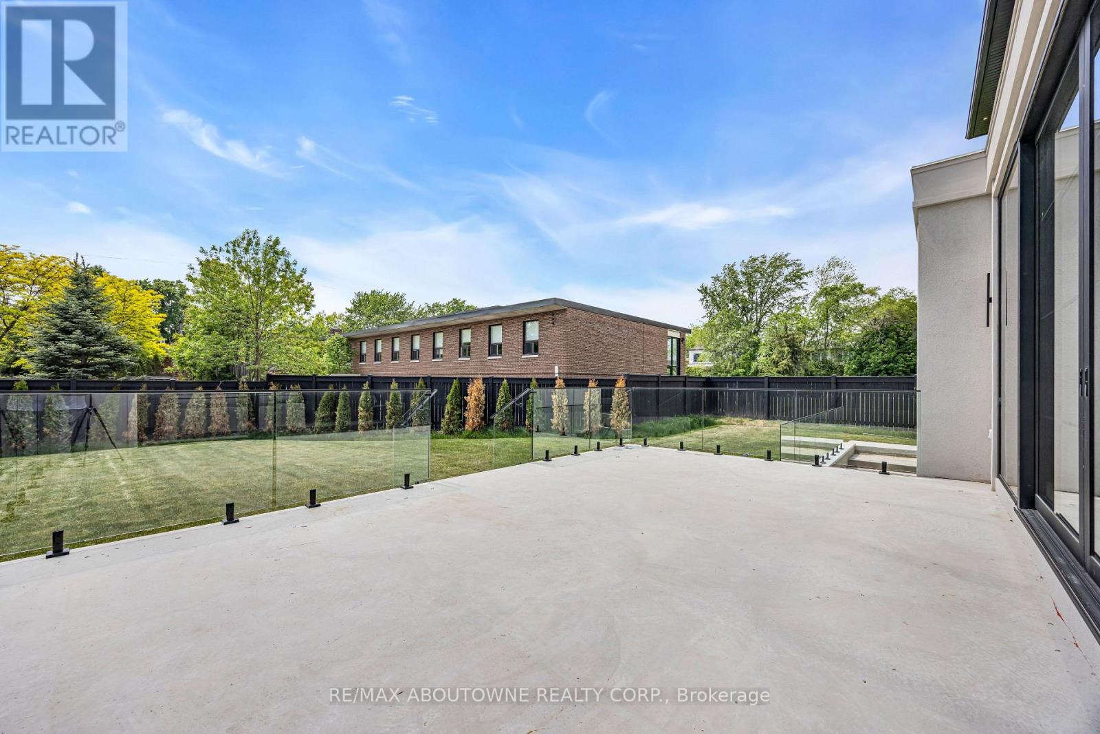 152 Third Line Property Photo 45