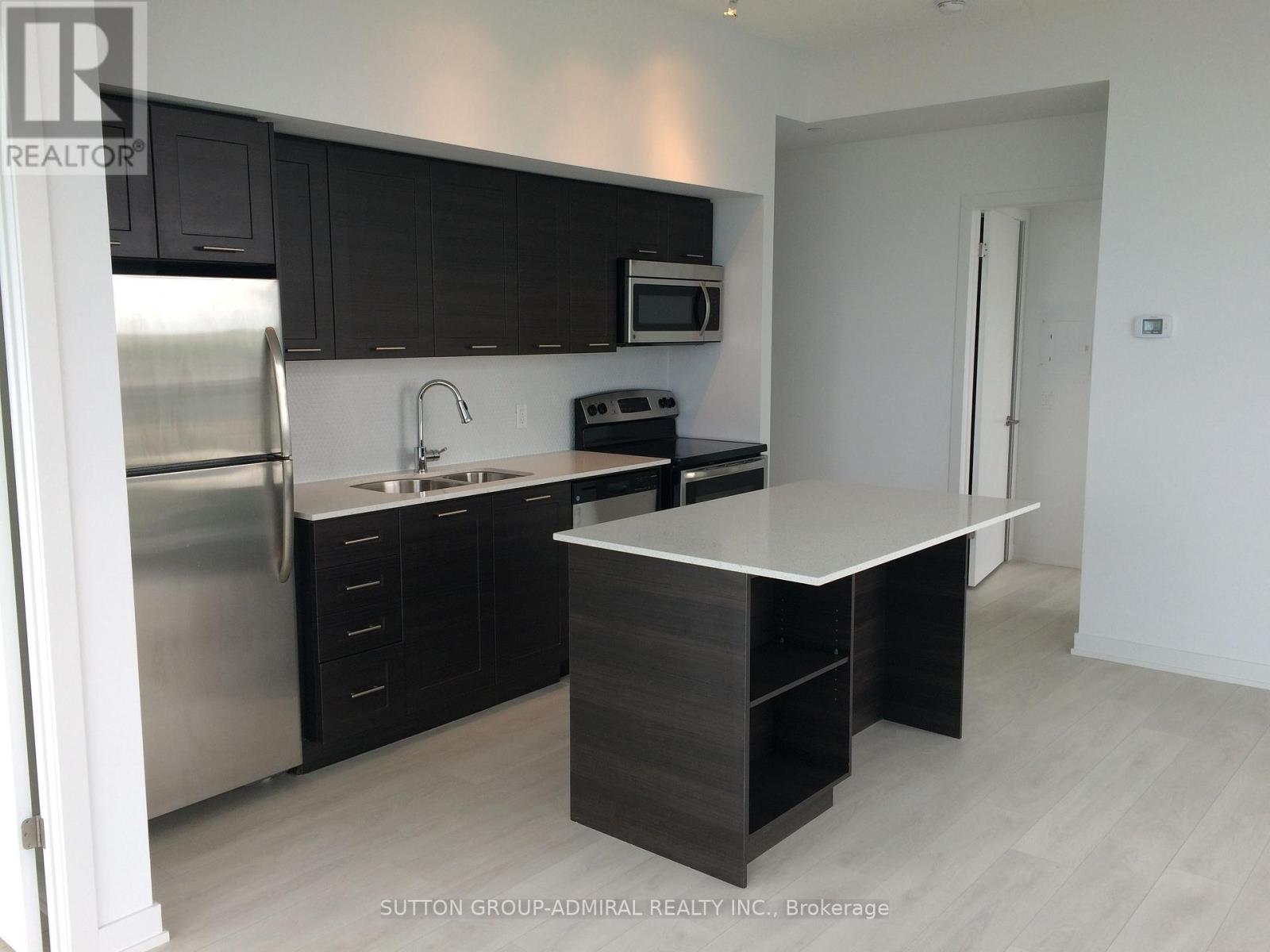 1801 - 2212 Lake Shore Boulevard W Property Photo 8