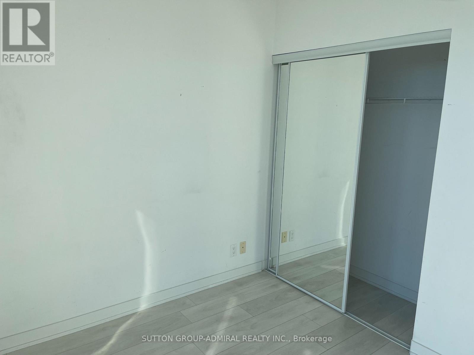 1801 - 2212 Lake Shore Boulevard W Property Photo 12
