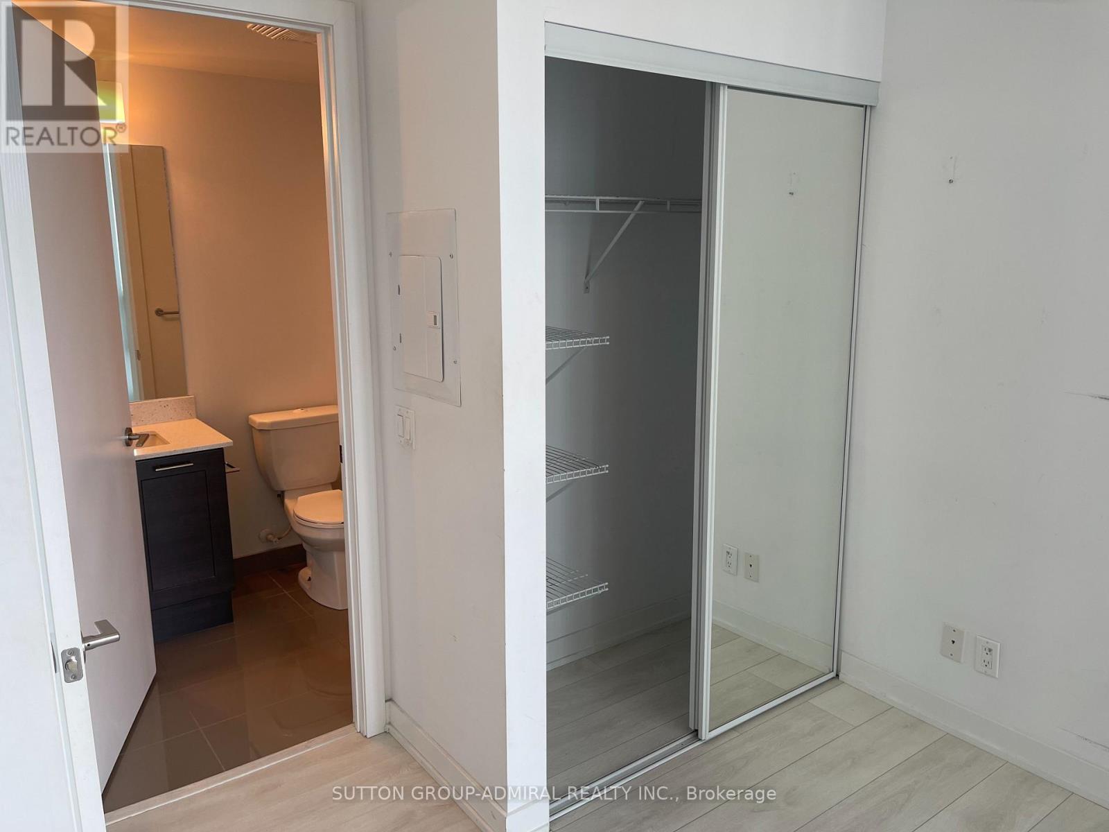 1801 - 2212 Lake Shore Boulevard W Property Photo 14