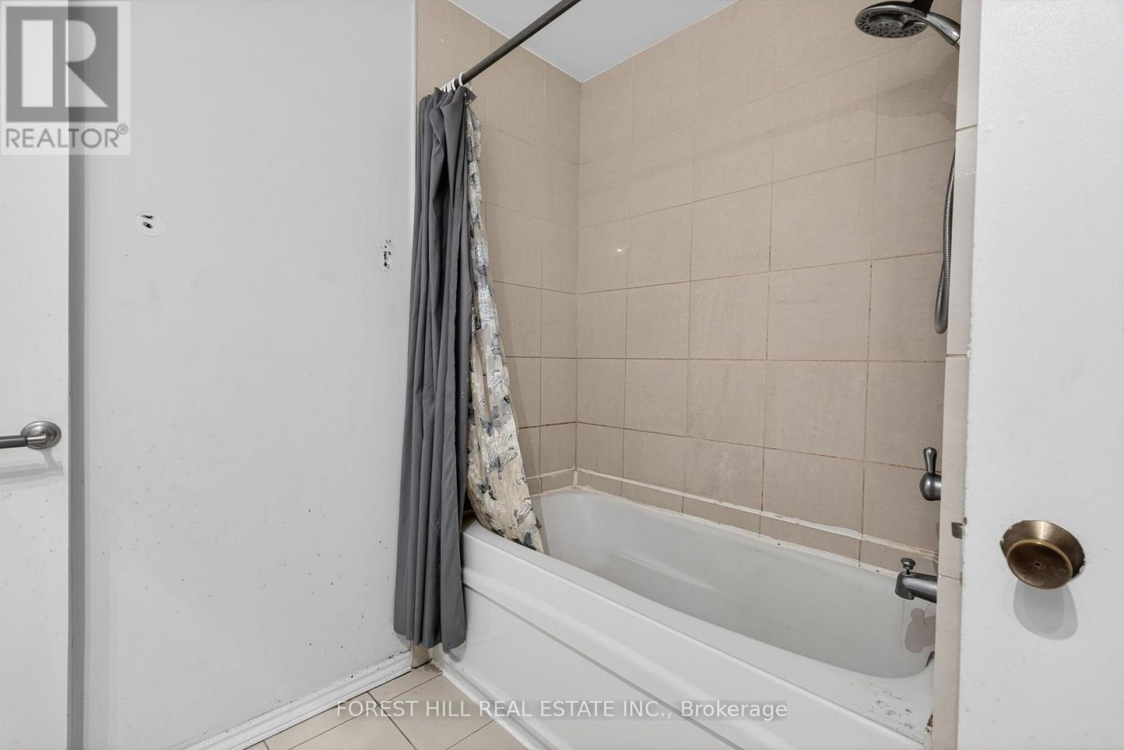 27 Saturn Drive Property Photo 31