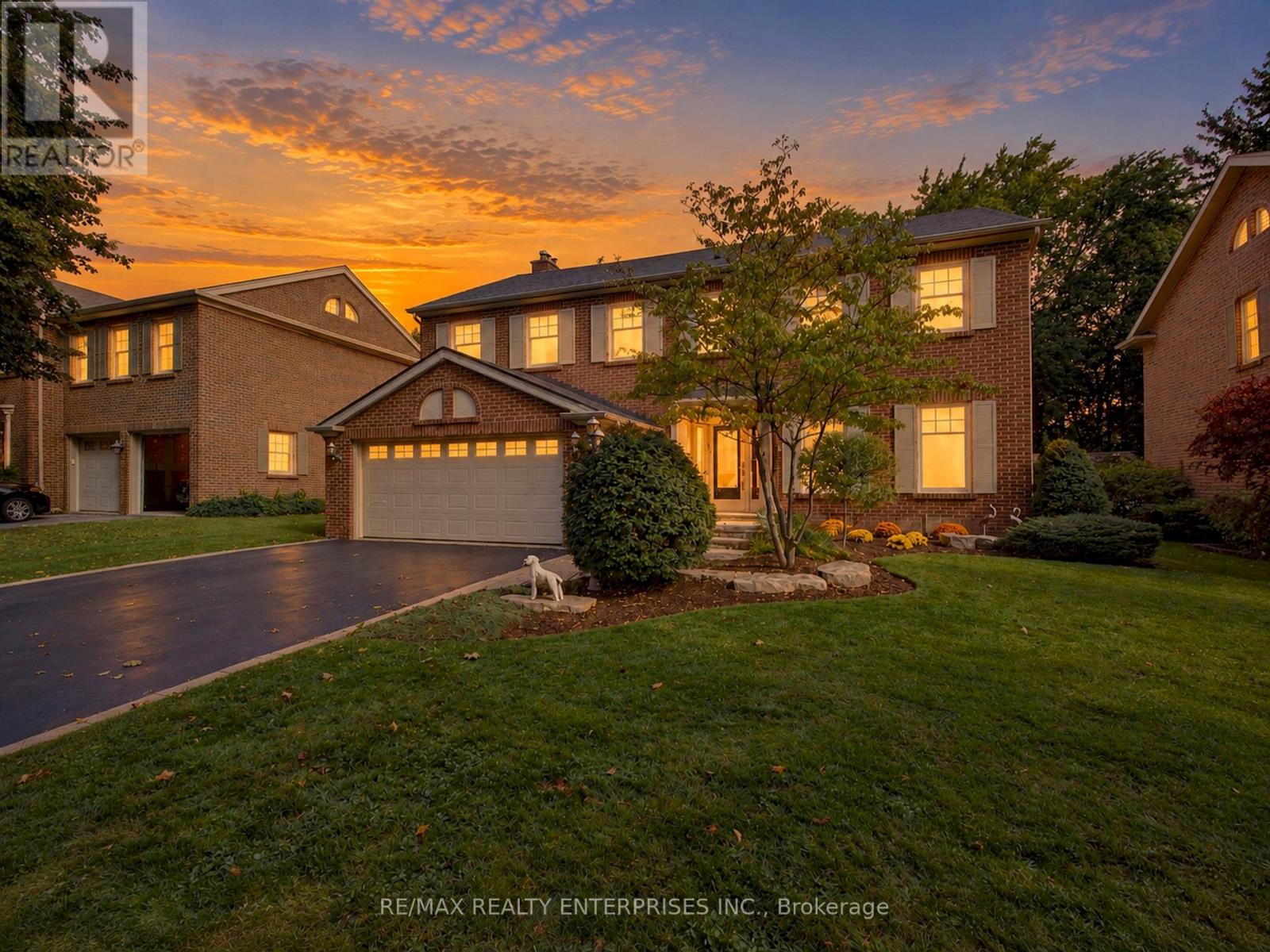 3523 Kingbird Court Property Photo 2