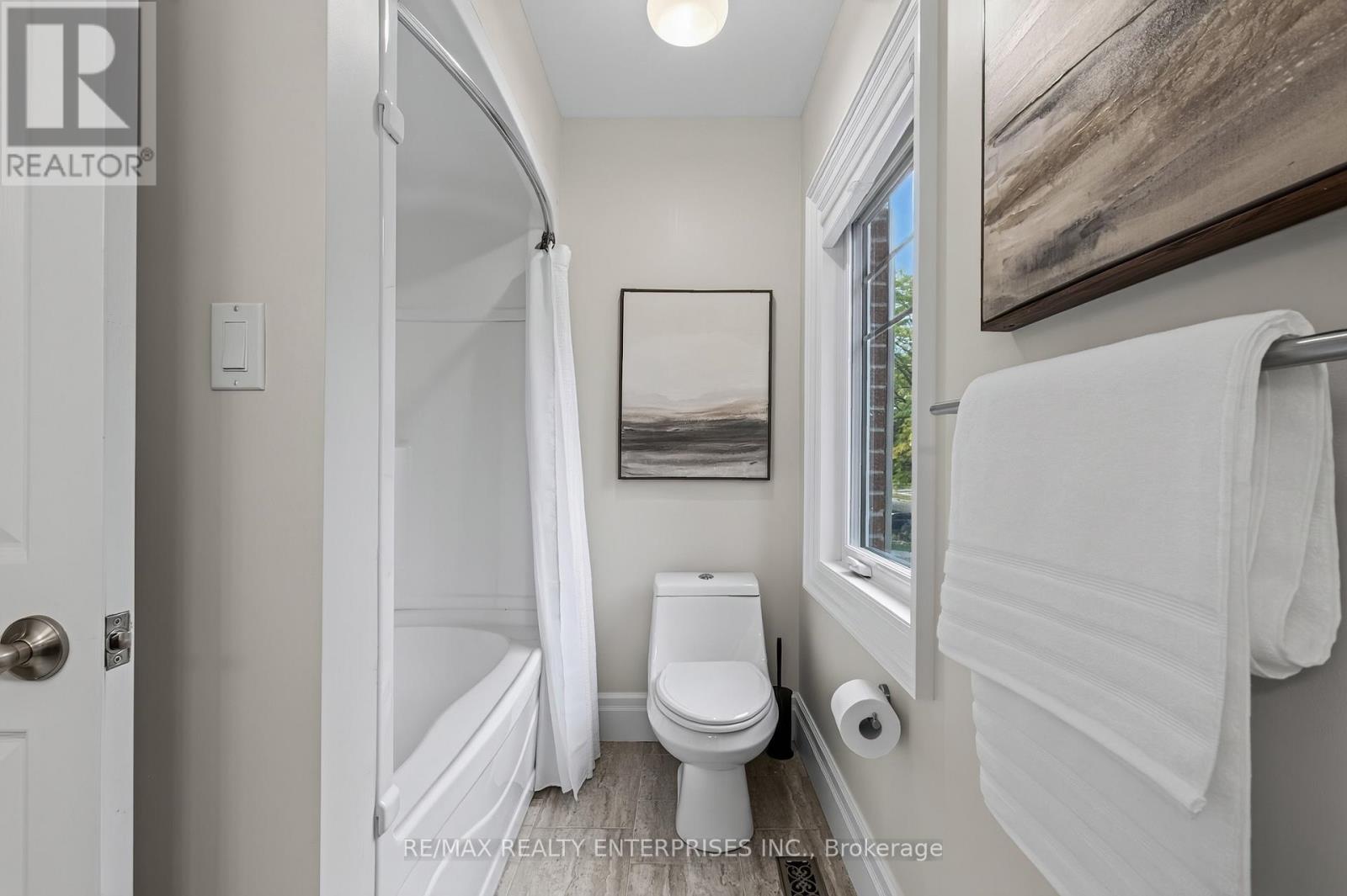 3523 Kingbird Court Property Photo 33