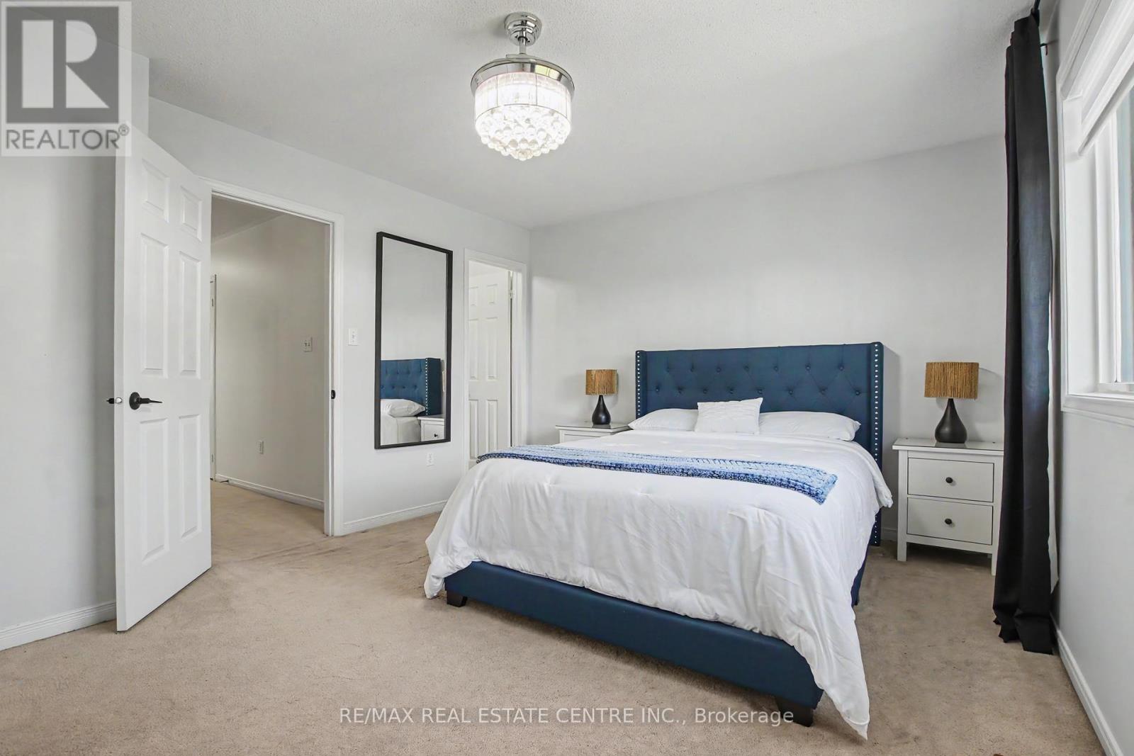 94 Timbertop Crescent Property Photo 17