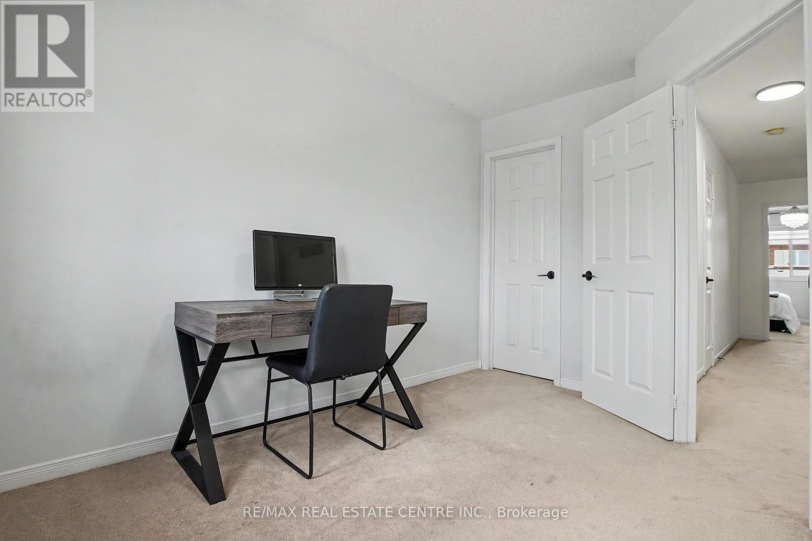 94 Timbertop Crescent Property Photo 22