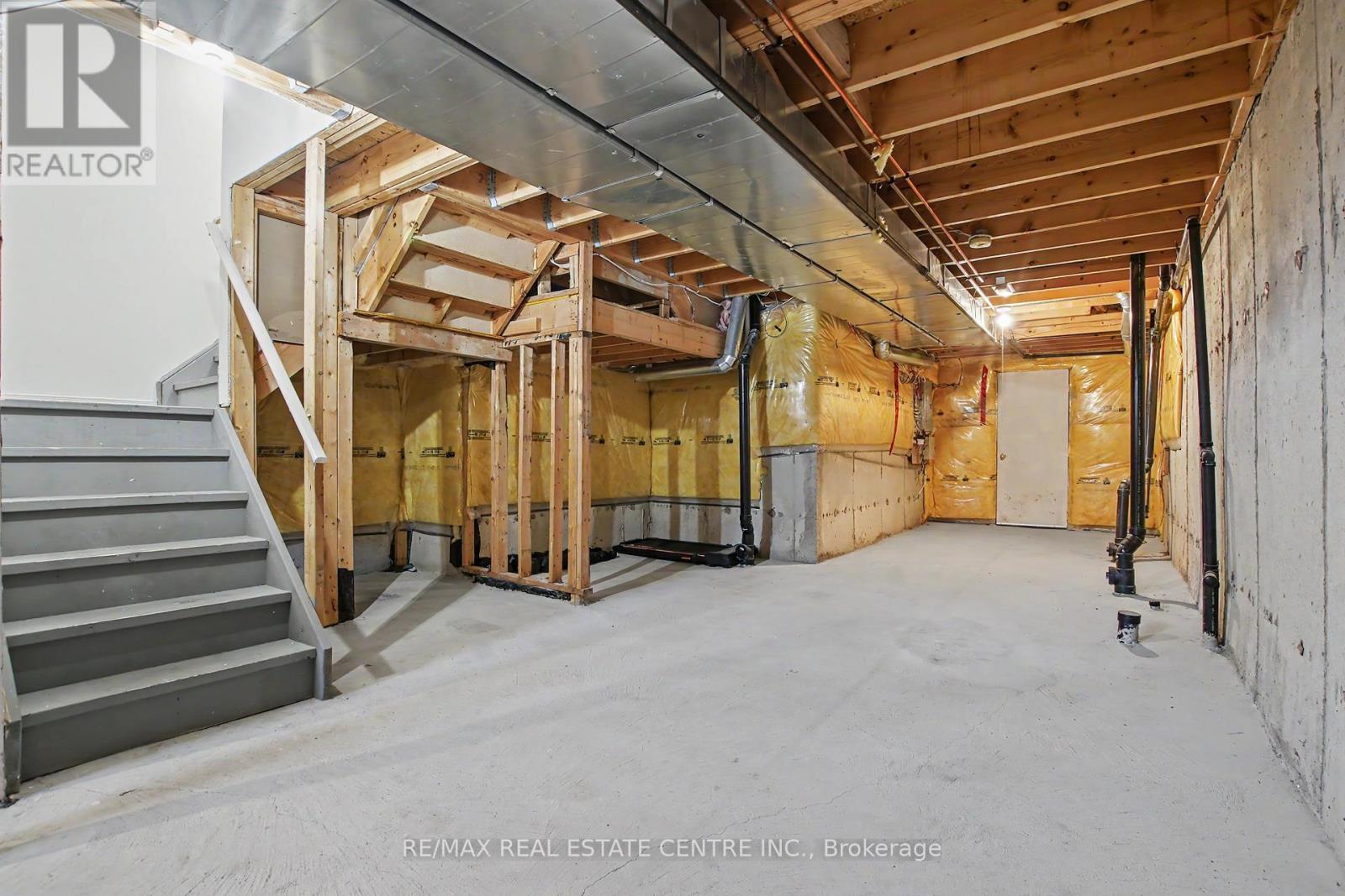 94 Timbertop Crescent Property Photo 28