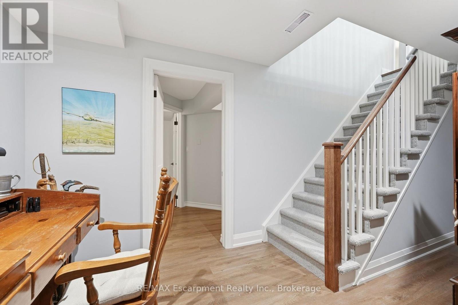 4155 Stonebridge Crescent Property Photo 28
