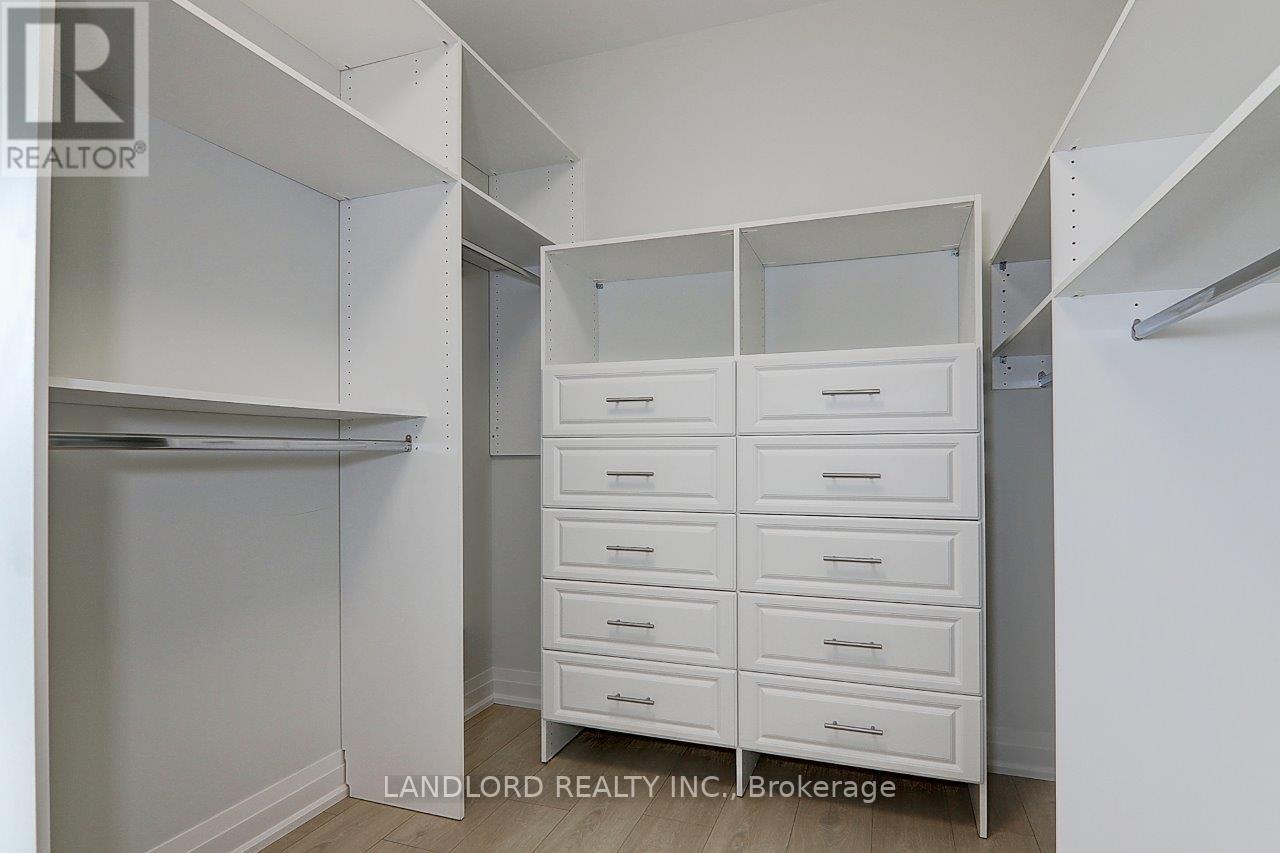 Upper - 115 Livingstone Avenue Property Photo 36