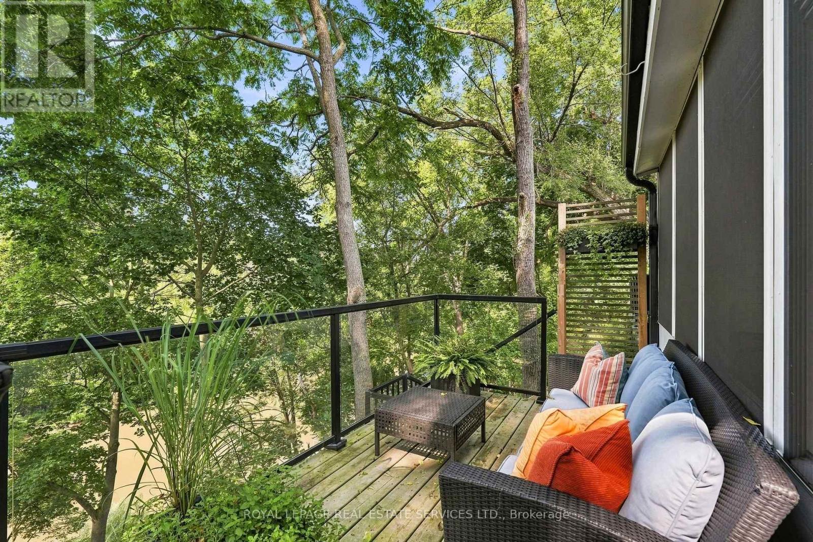 372 Trafalgar Road Property Photo 25