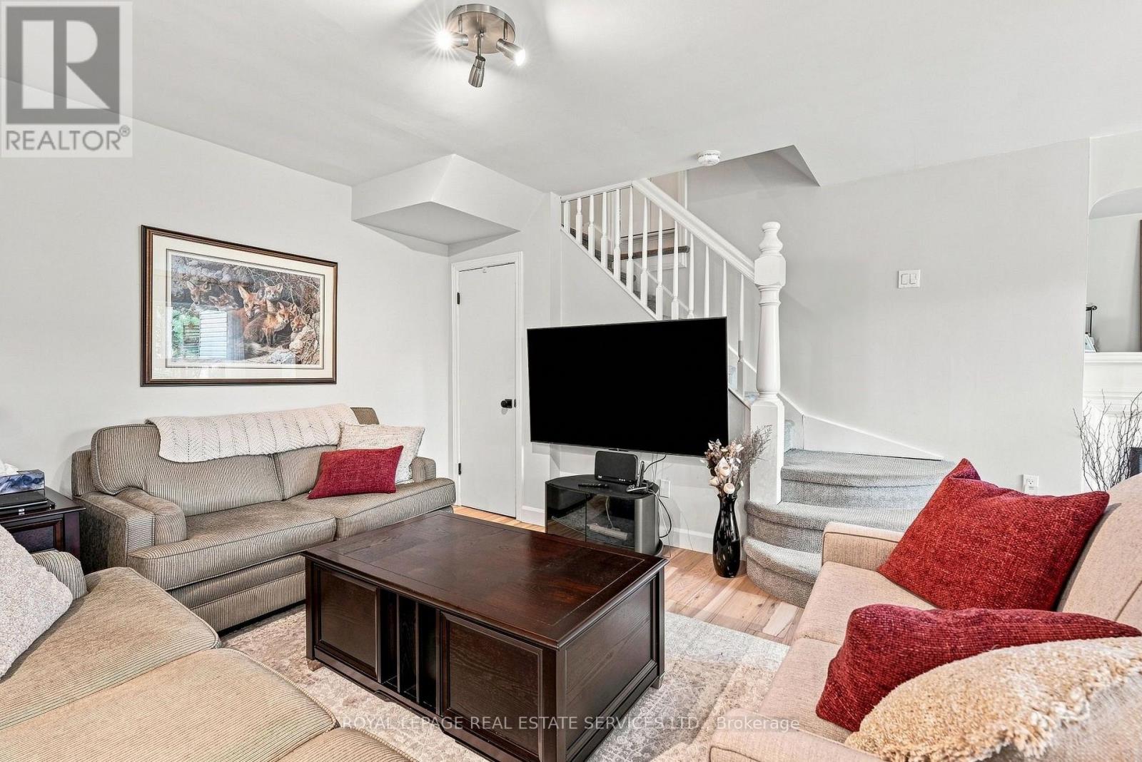 372 Trafalgar Road Property Photo 39