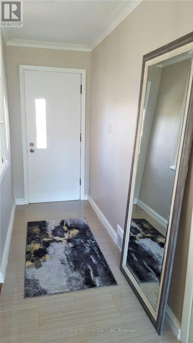 235 Mary Street Property Photo 2