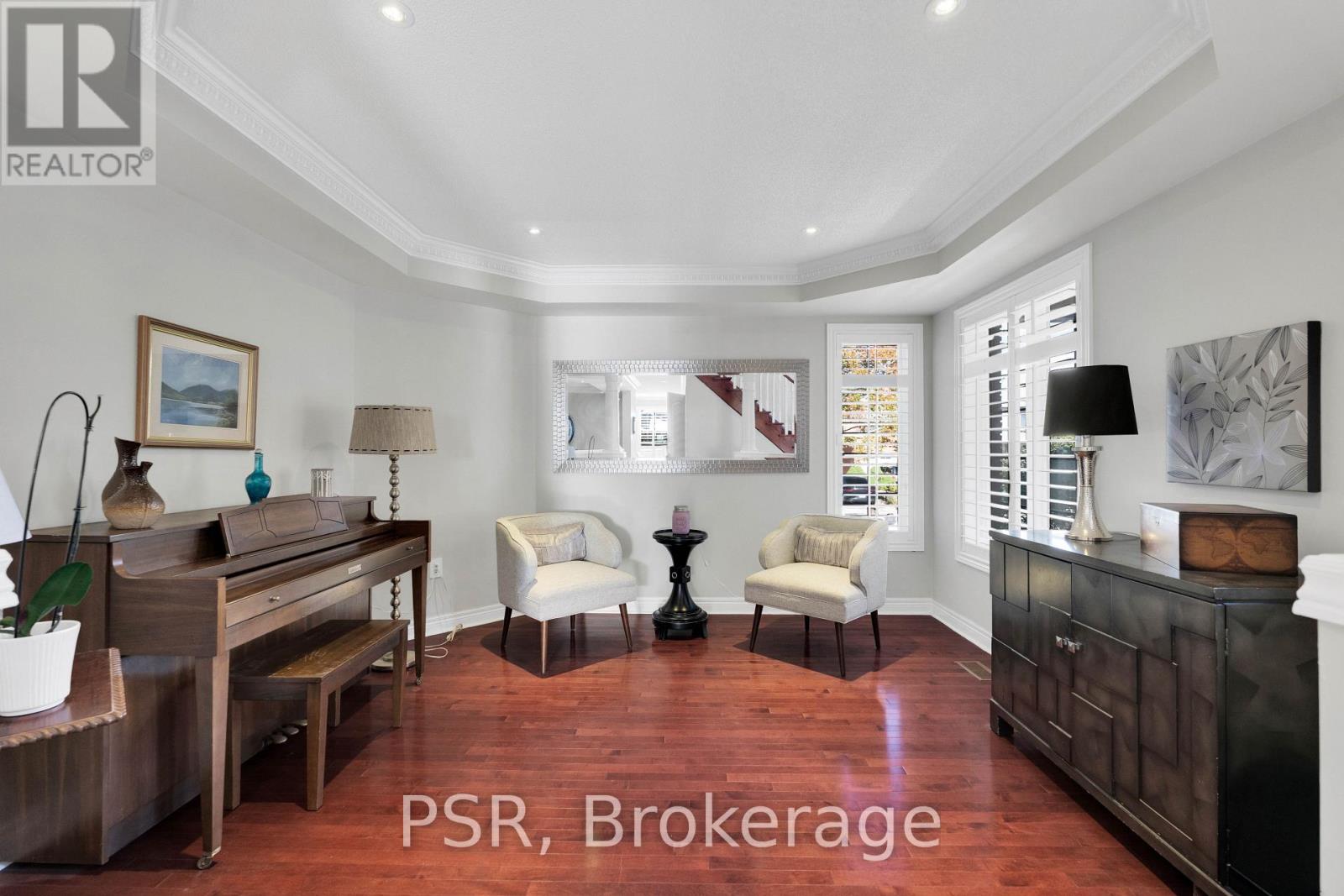 10 Baccarat Crescent Property Photo 15
