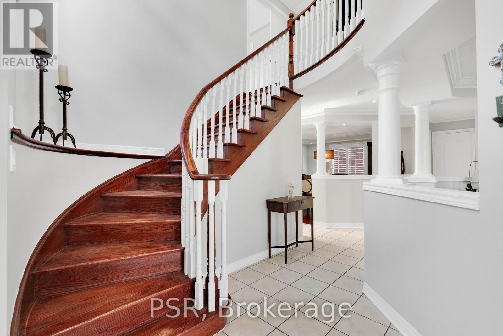 10 Baccarat Crescent Property Photo 21