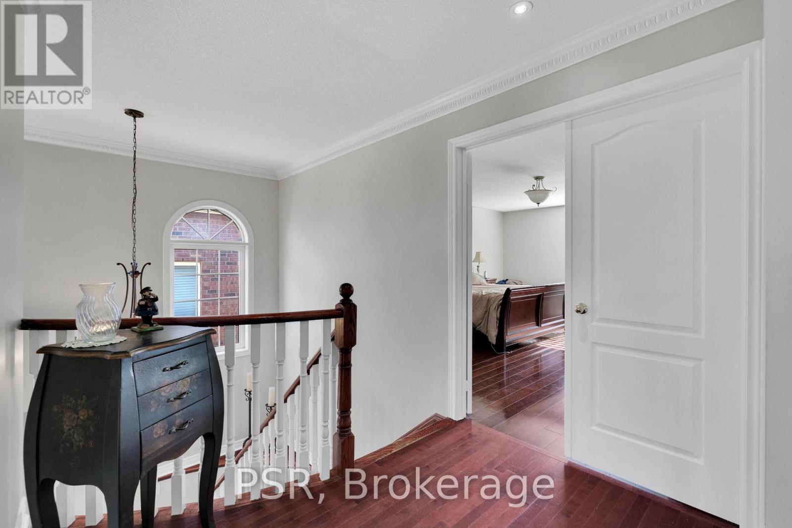 10 Baccarat Crescent Property Photo 22