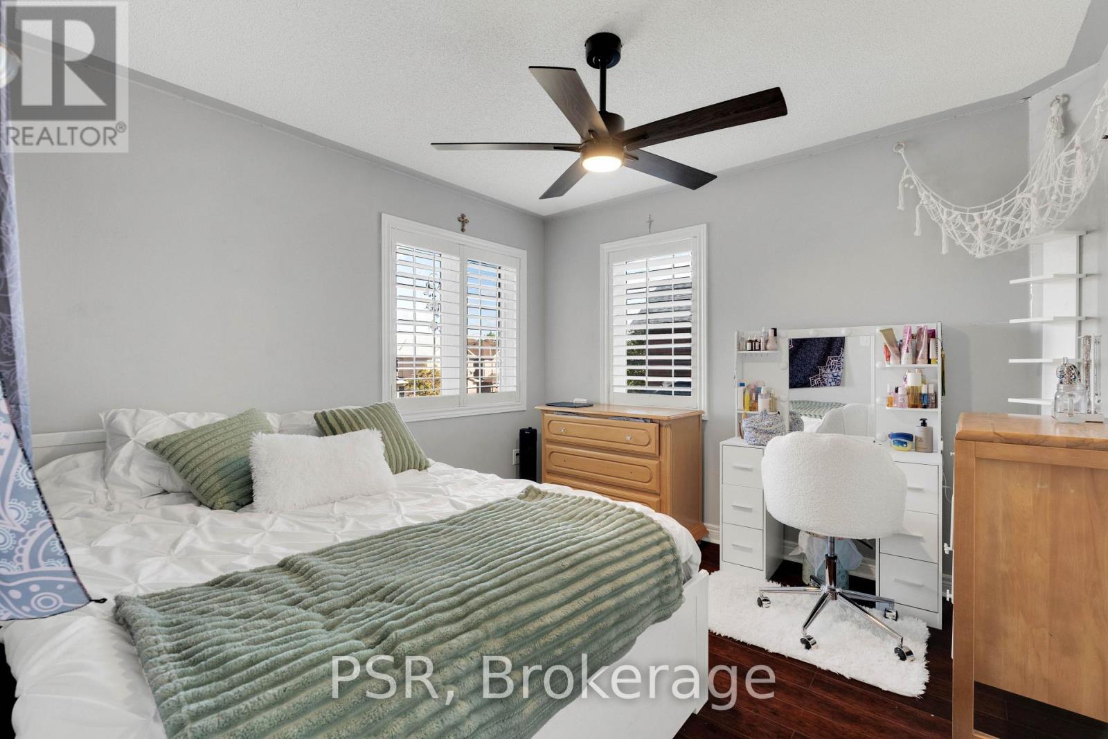 10 Baccarat Crescent Property Photo 29