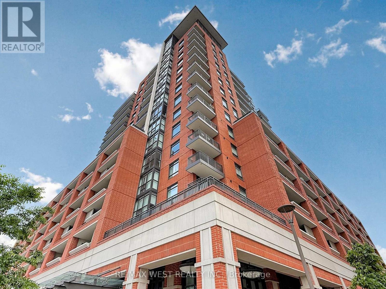 608 - 3091 Dufferin Street Property Photo 3