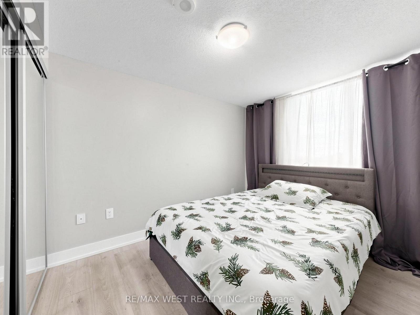 608 - 3091 Dufferin Street Property Photo 25
