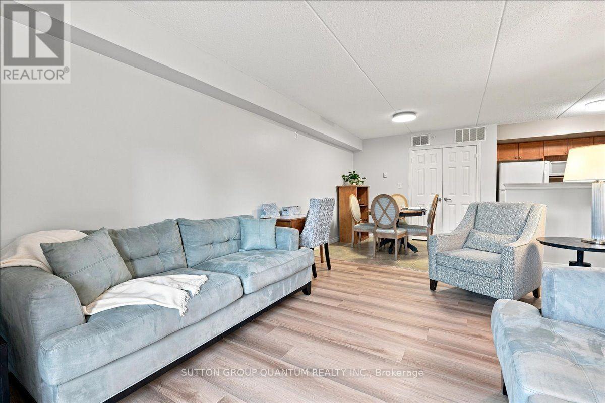 104 - 2035 Appleby Line Property Photo 4