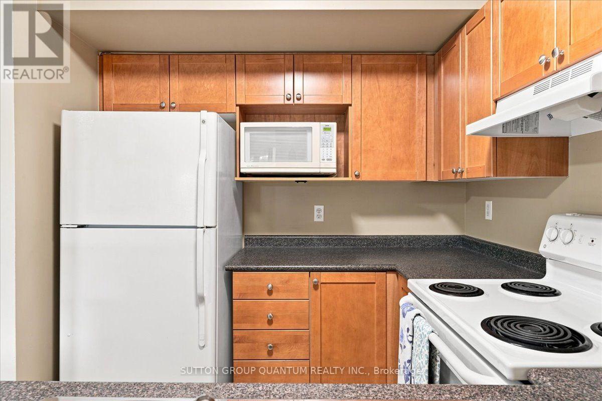 104 - 2035 Appleby Line Property Photo 11