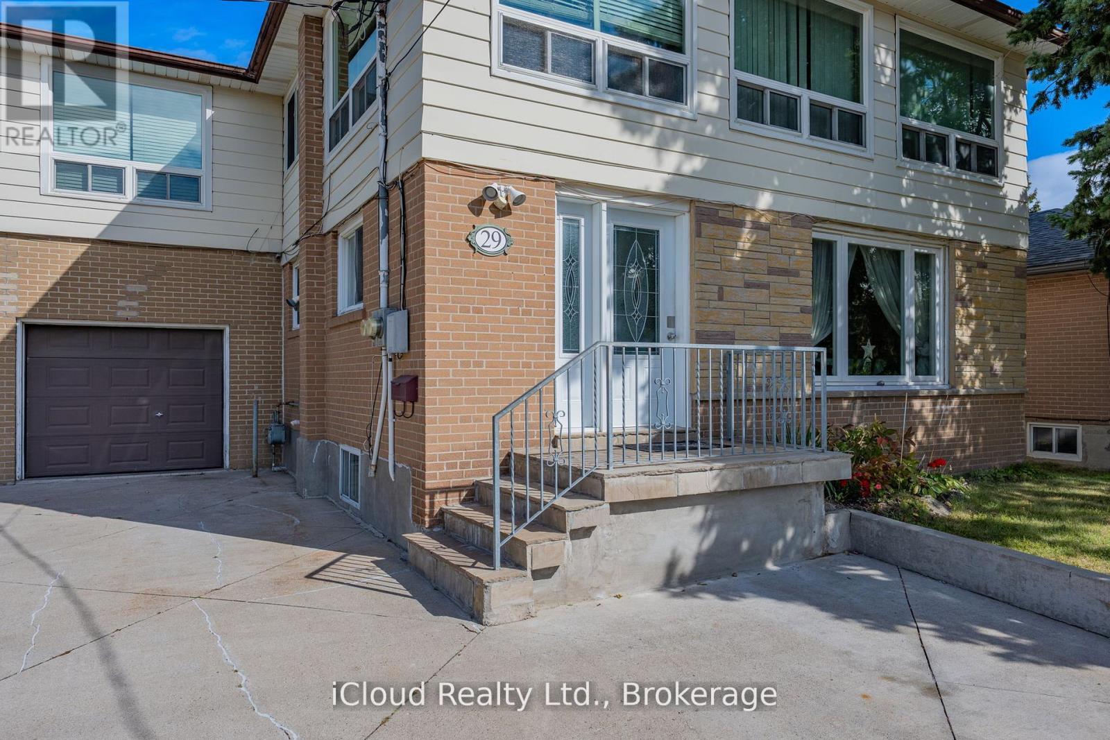29 Langstone Crescent Property Photo 5