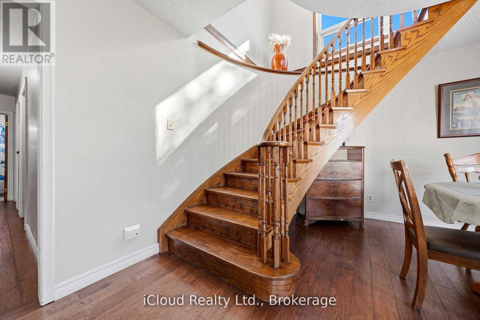 29 Langstone Crescent Property Photo 11