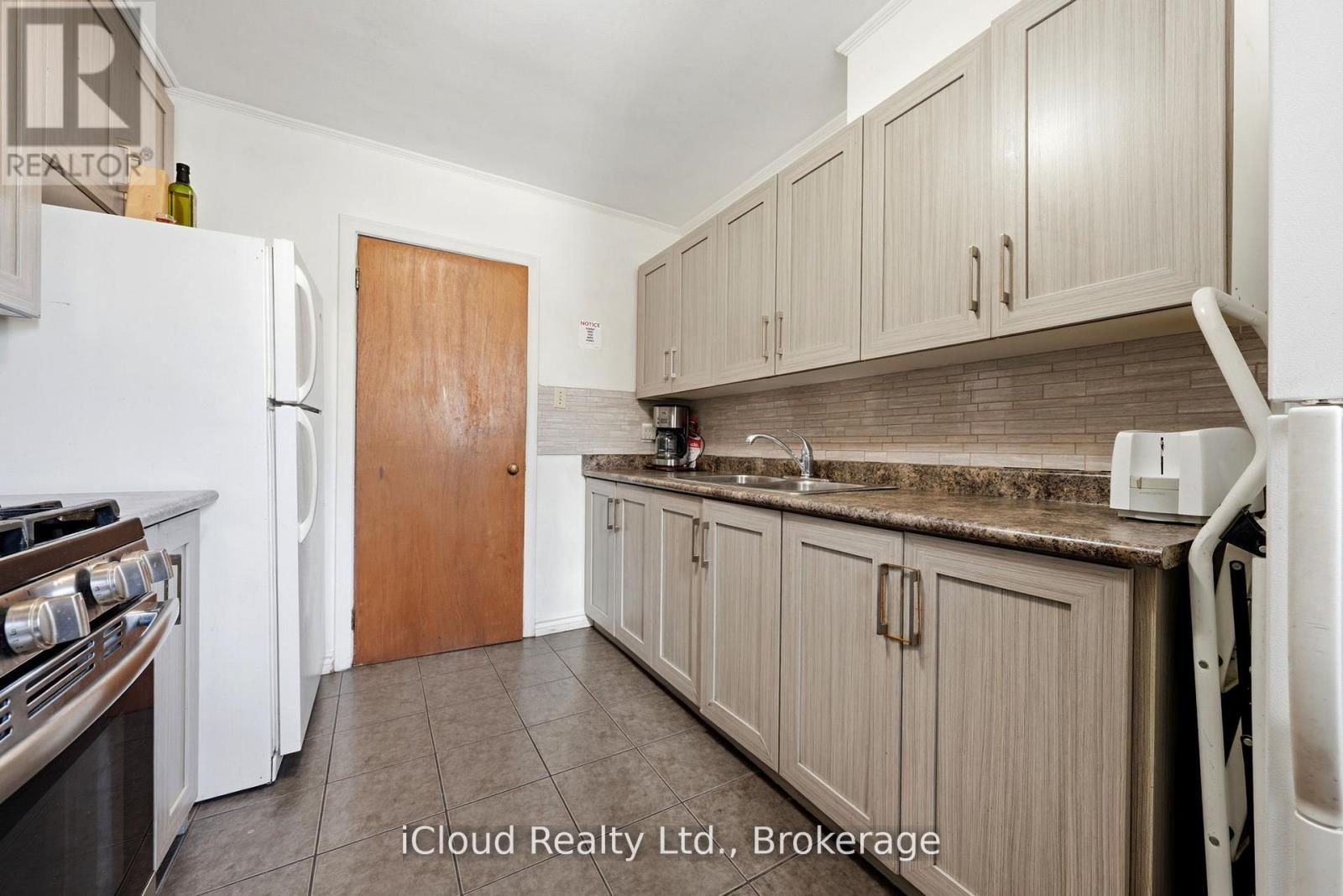 29 Langstone Crescent Property Photo 18