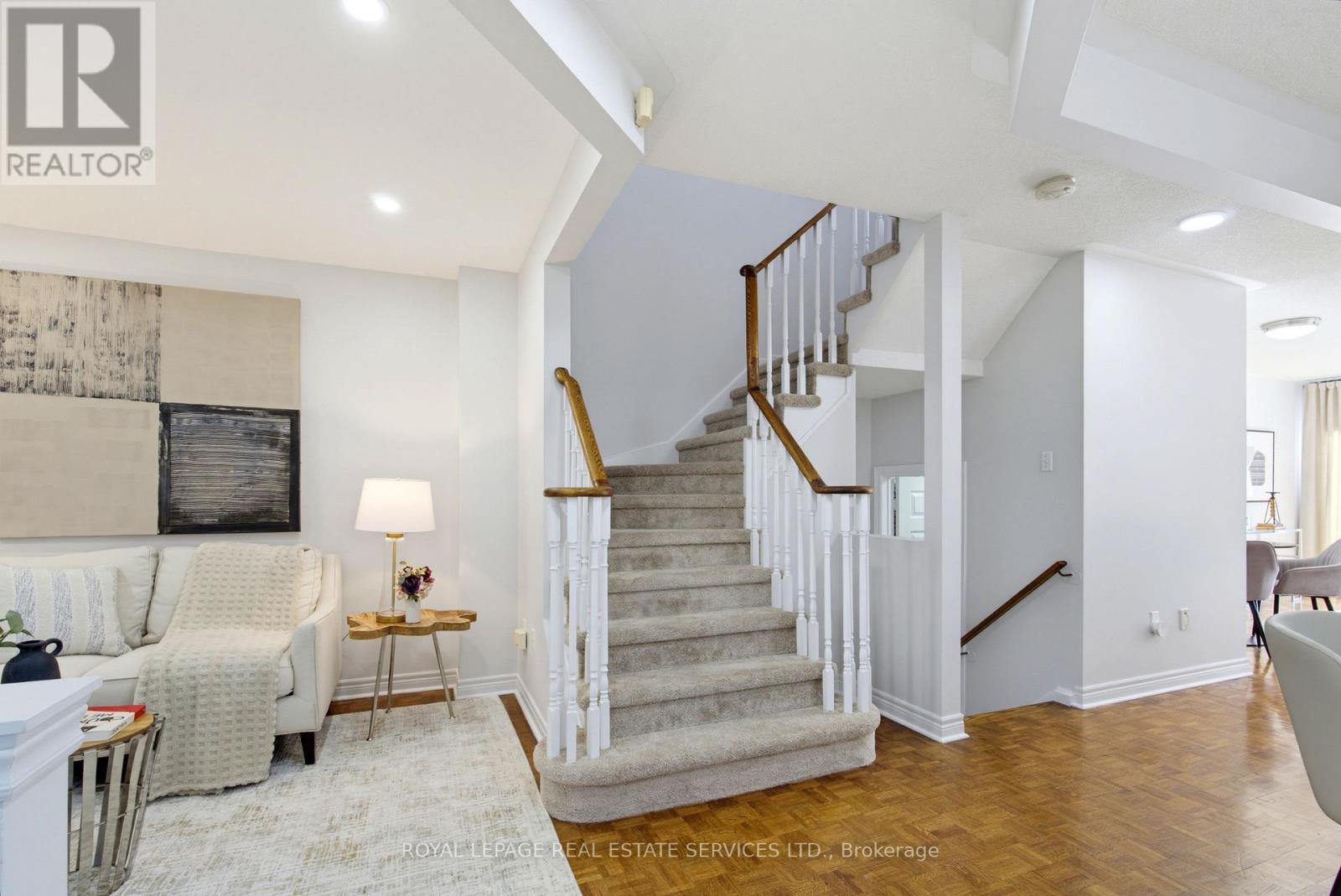 5582 Kimmeridge Gate Property Photo 7