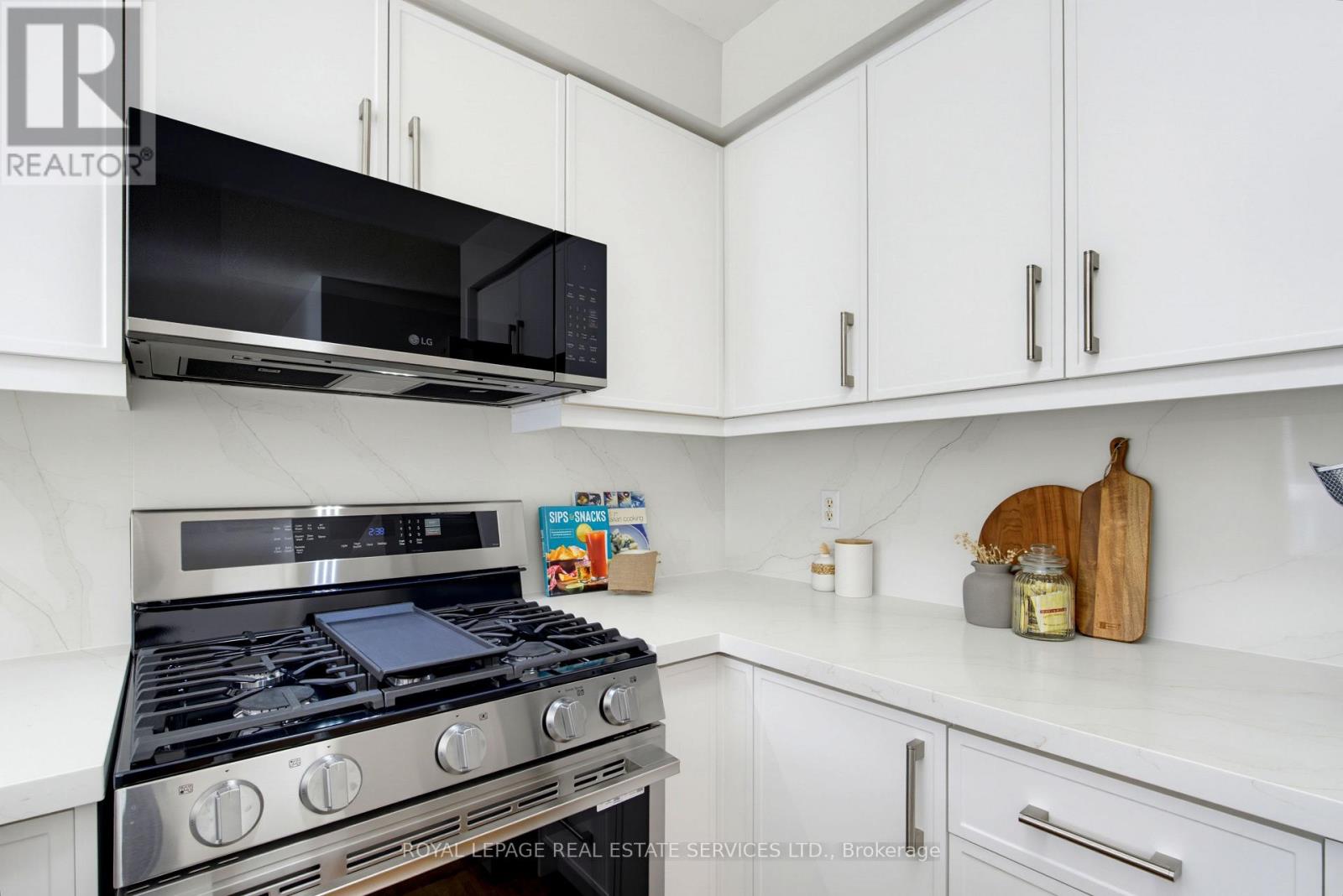 5582 Kimmeridge Gate Property Photo 17