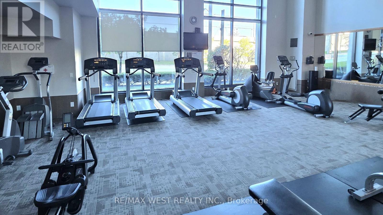 914 - 2083 Lake Shore Boulevard Property Photo 21