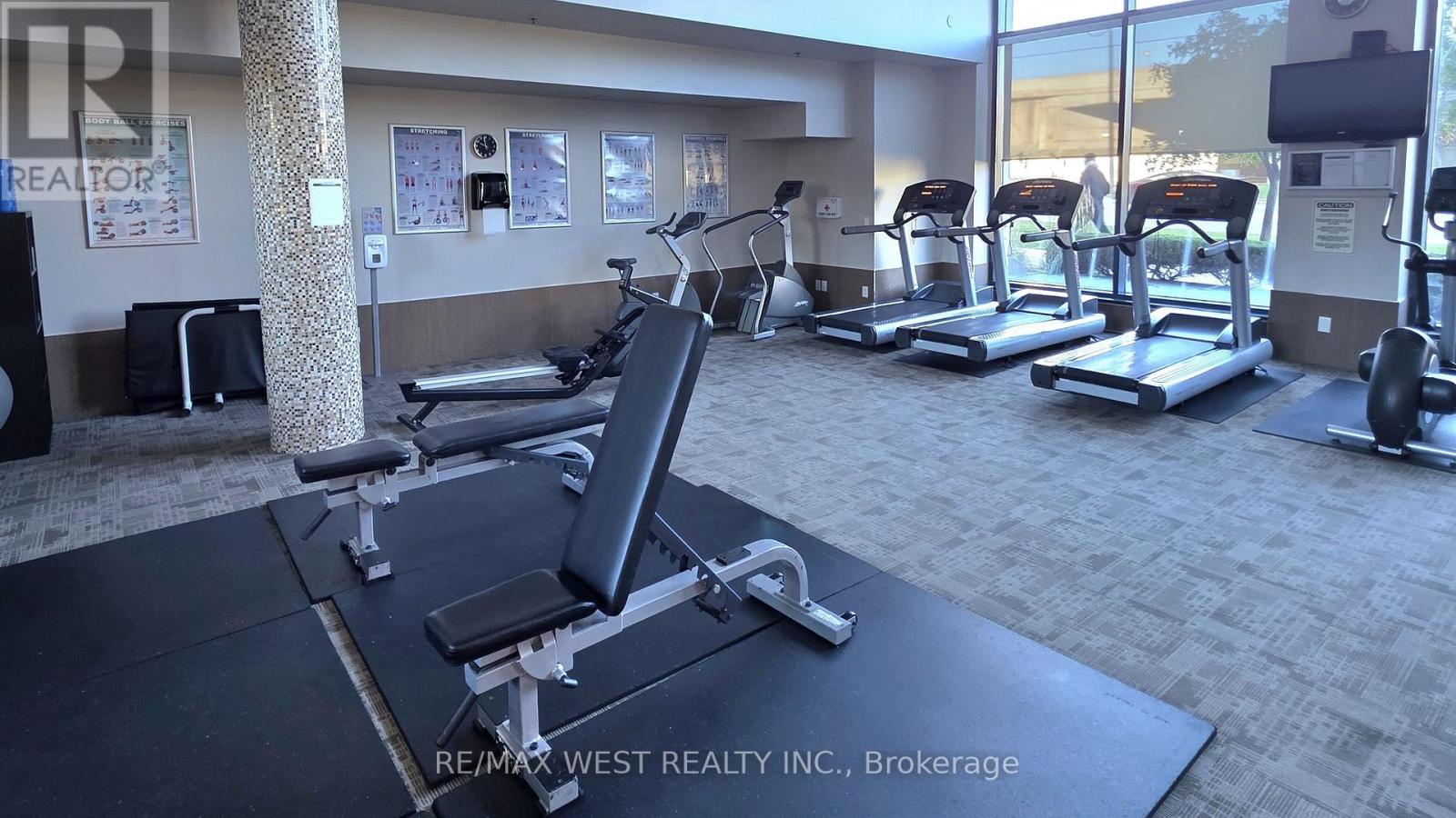 914 - 2083 Lake Shore Boulevard Property Photo 22