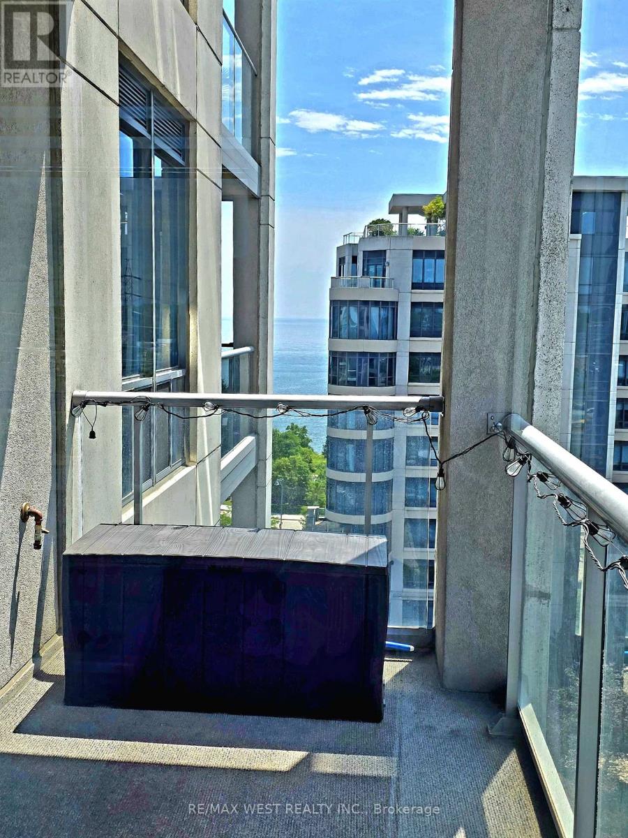 914 - 2083 Lake Shore Boulevard Property Photo 35