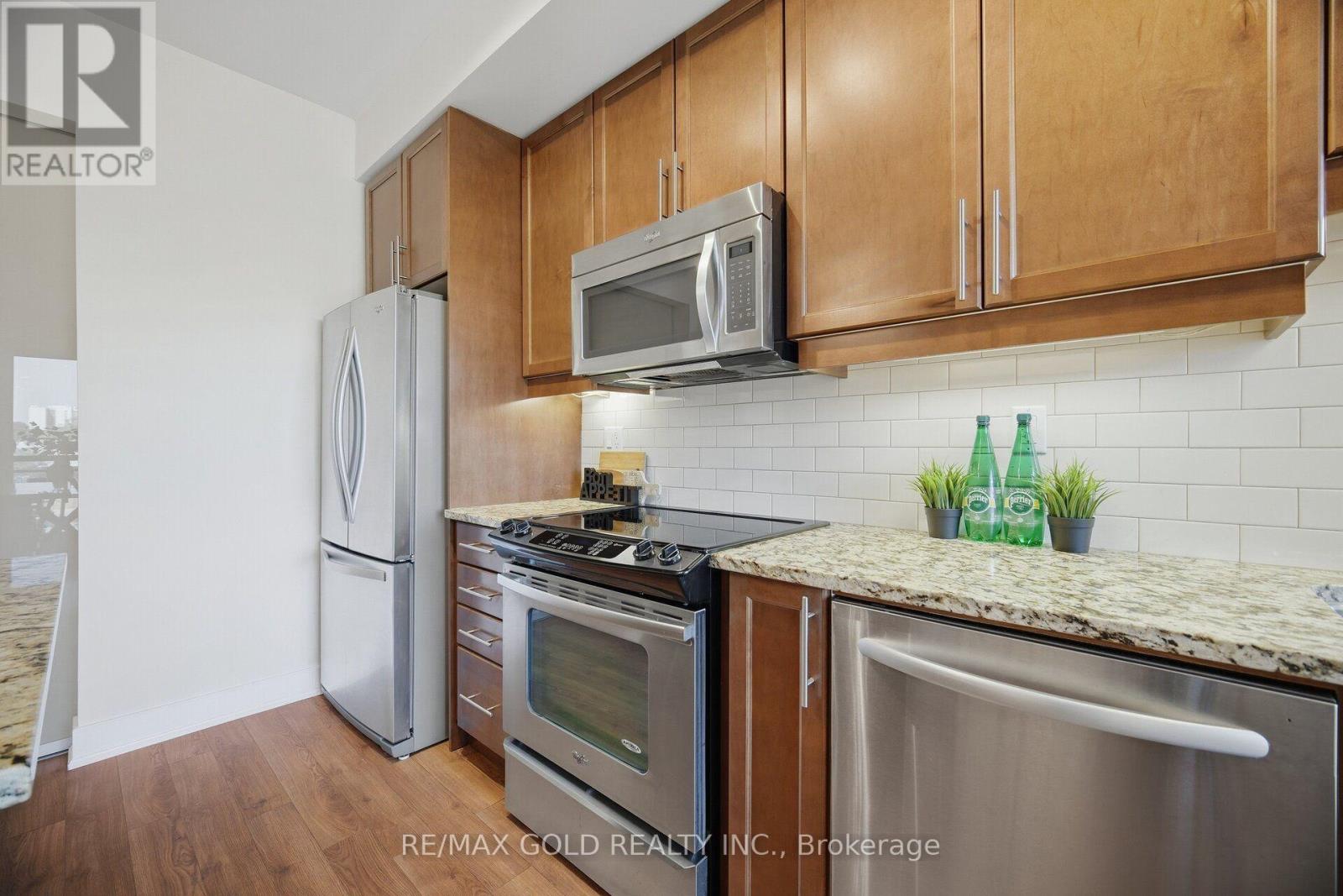 324 - 128 Garden Drive Property Photo 6