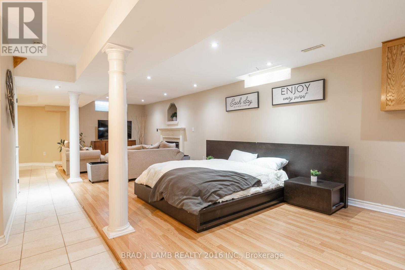 8 Burnley Place Property Photo 23