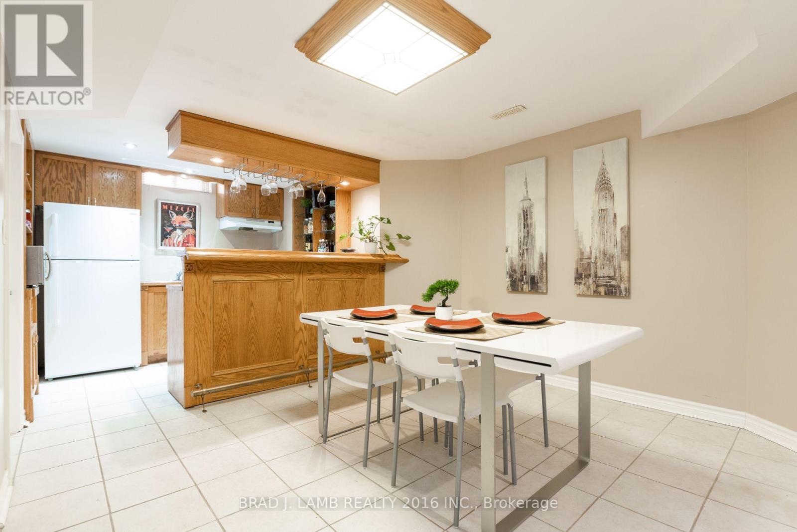 8 Burnley Place Property Photo 25