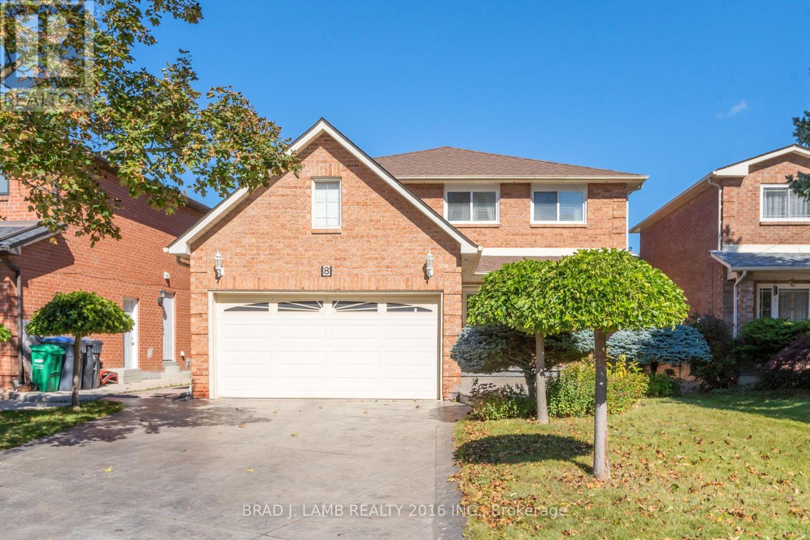 8 Burnley Place Property Photo 33