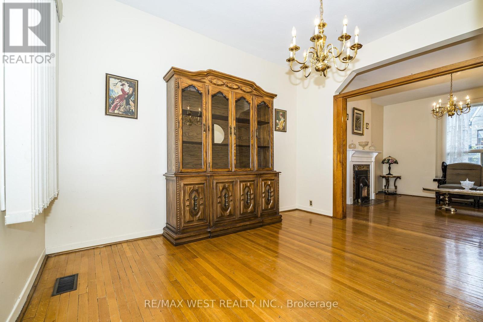 257 Delaware Avenue Property Photo 6