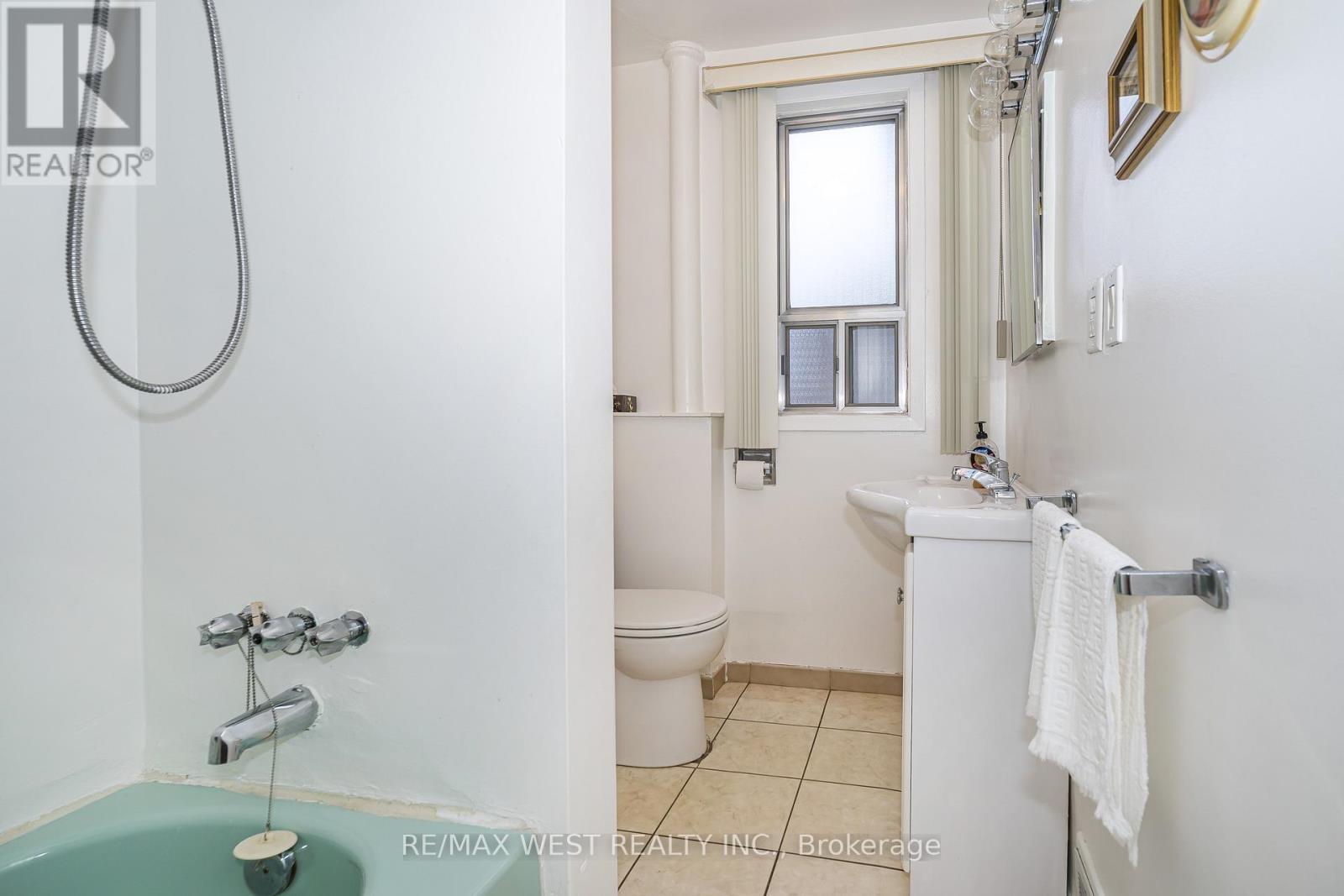 257 Delaware Avenue Property Photo 18