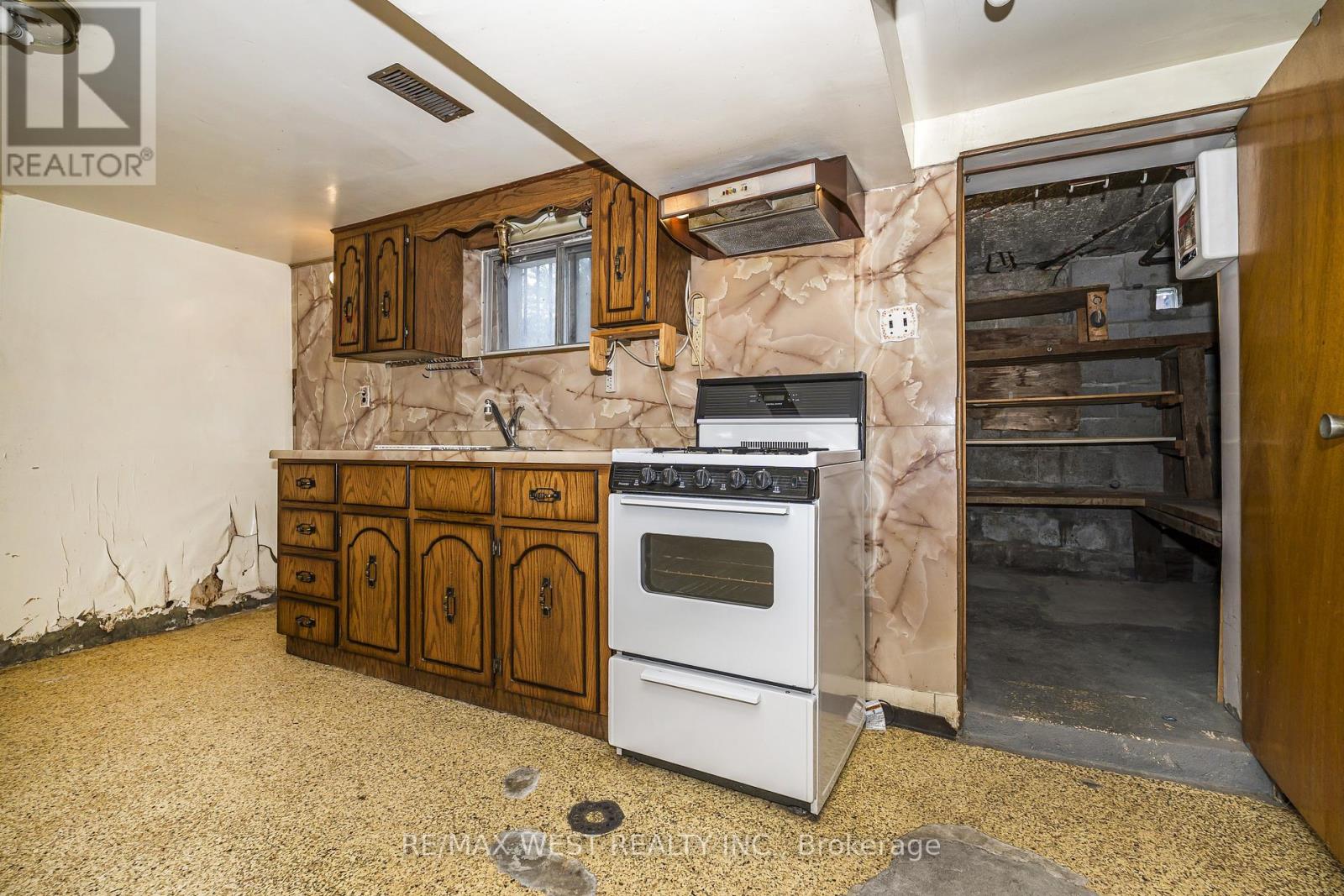 257 Delaware Avenue Property Photo 20
