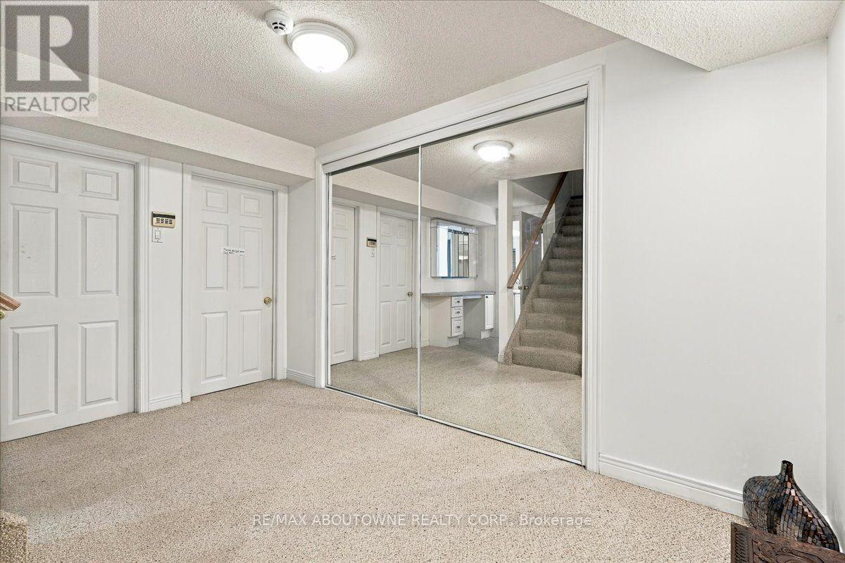 Lower - 1374 Heritage Way Property Photo 11