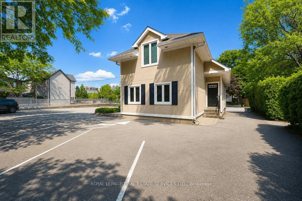 34 Rebecca Street Property Photo 8